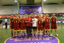 中國(guó)巨石榮獲“濮院毛衫創(chuàng)新園”杯籃球聯(lián)賽甲組冠軍