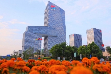 點(diǎn)贊！中國巨石榮登2023年玻璃纖維十大品牌榜單之首